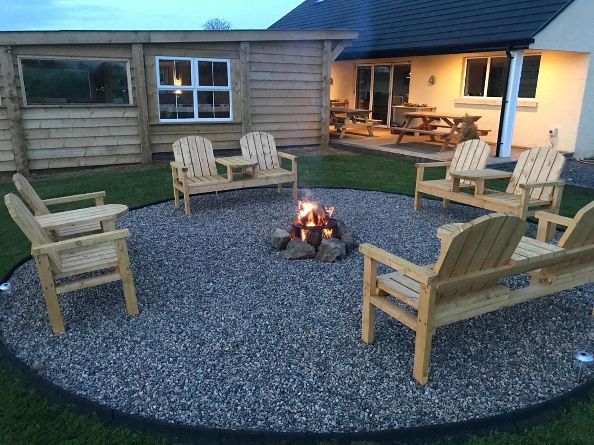 Sleeps 12 Hot Tub Sauna Cinema Pets Welcome Enniskillen Dış mekan fotoğraf