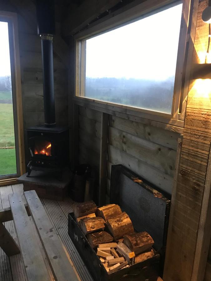 Sleeps 12 Hot Tub Sauna Cinema Pets Welcome Enniskillen Dış mekan fotoğraf